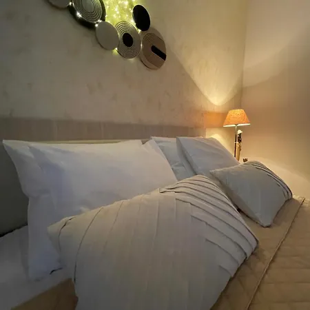 Апартаменти Maya